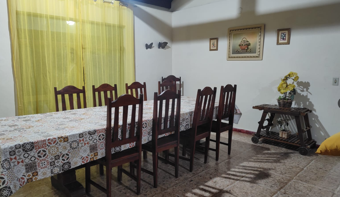 Sala de jantar (10 lugares)