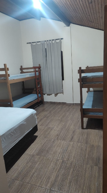 Segundo quarto com beliches